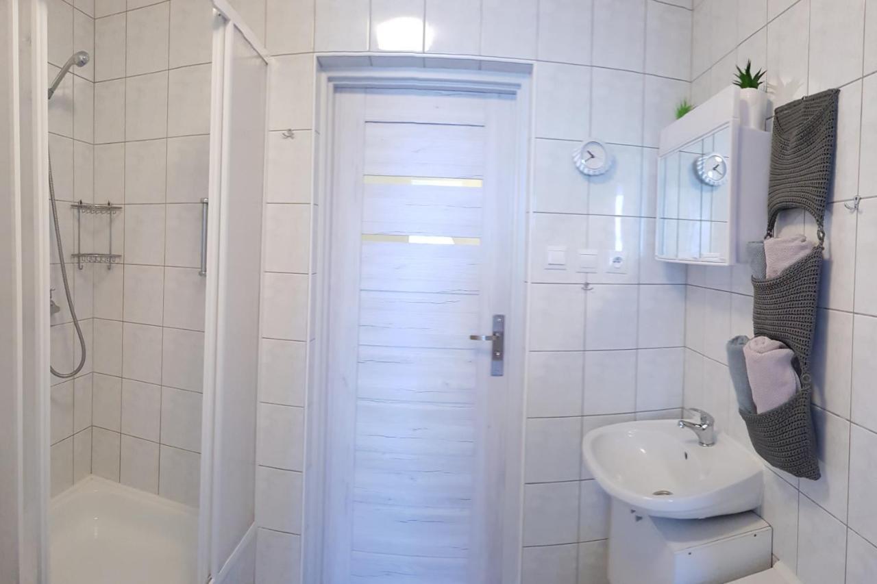 Appartement Apartament Z Garazem W Kolobrzegu Extérieur photo