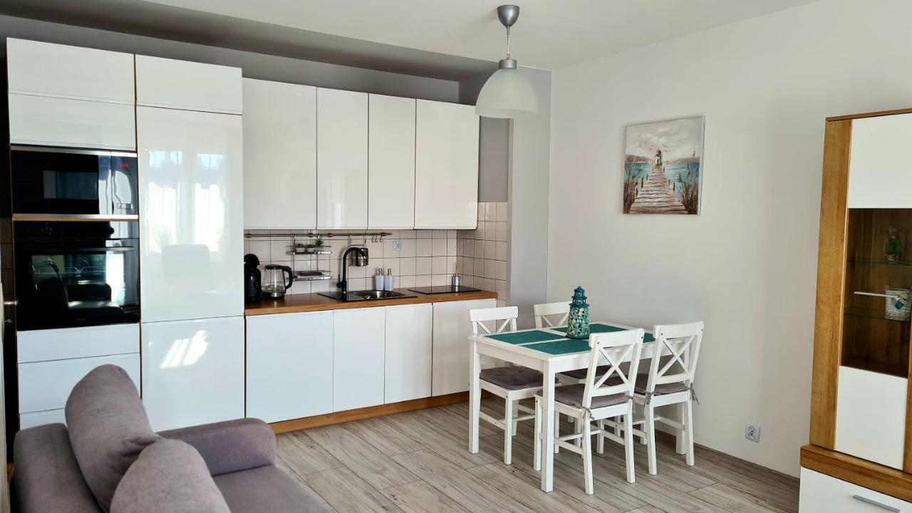 Appartement Apartament Z Garazem W Kolobrzegu Extérieur photo